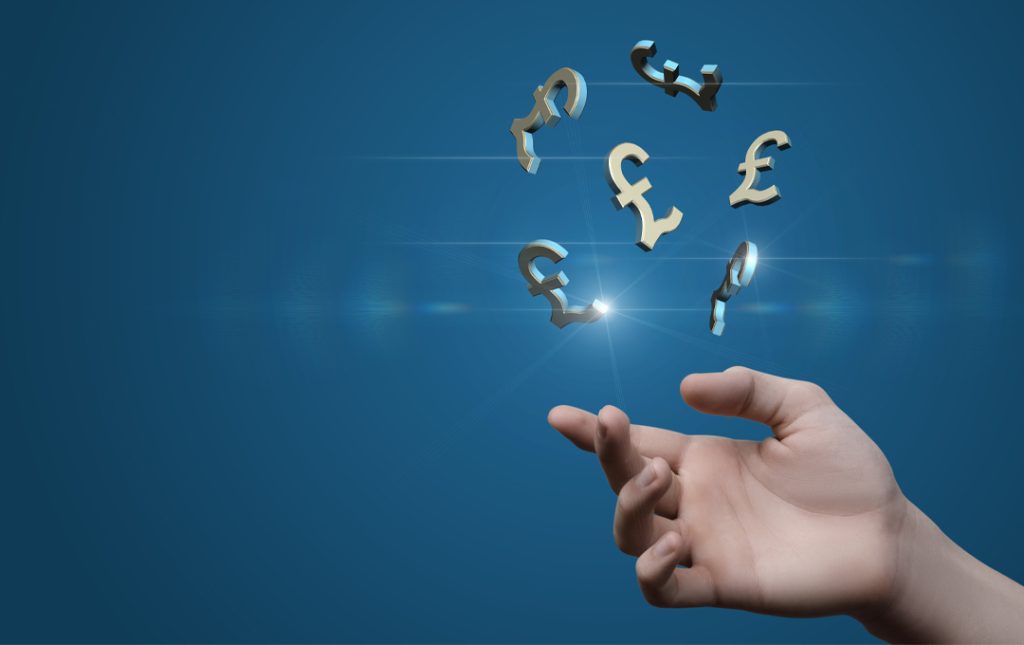 Sterling Soars, Dollar Slumps as UK Inflation Shocks Markets